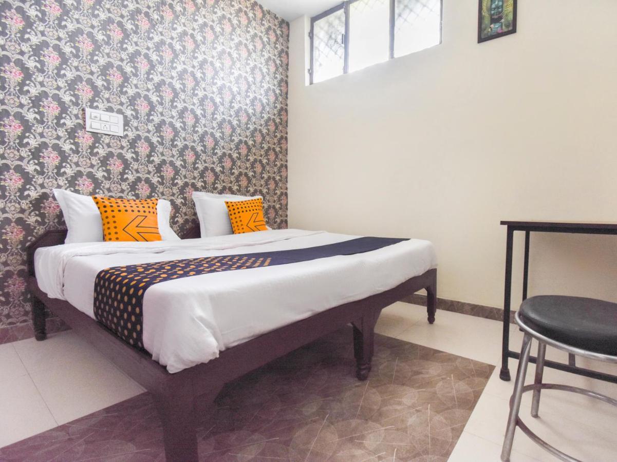 SPOT ON 70295 Sky Inn Jalandhar Bagian luar foto