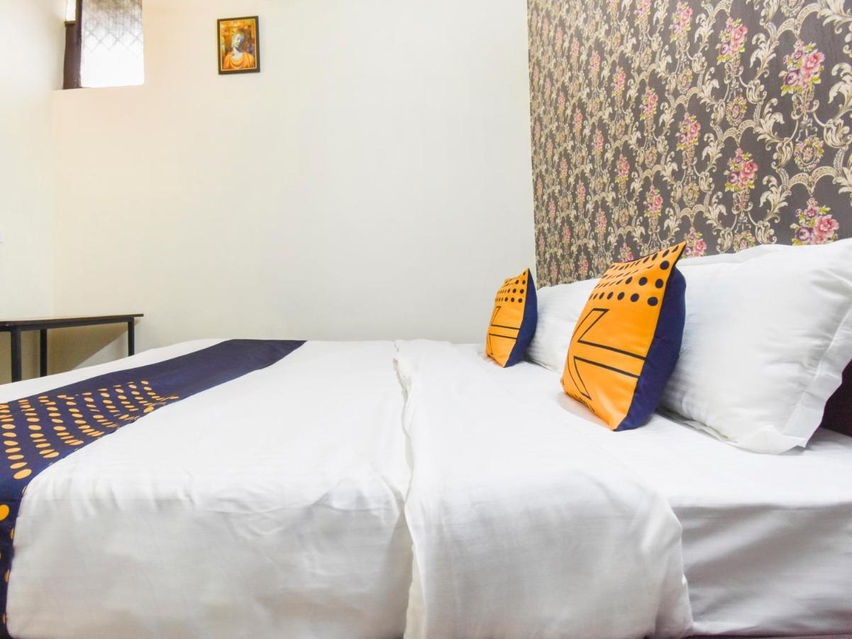 SPOT ON 70295 Sky Inn Jalandhar Bagian luar foto