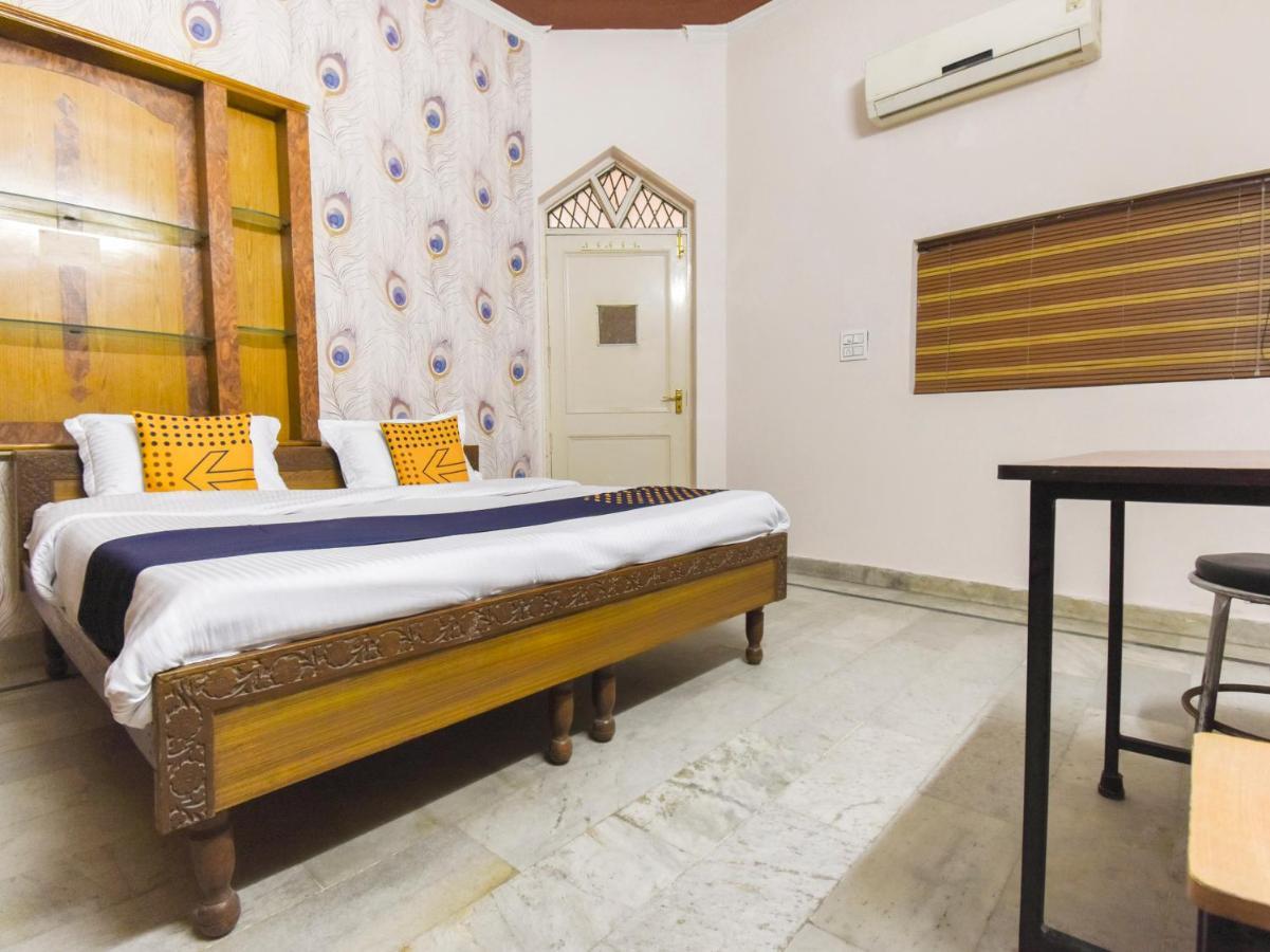 SPOT ON 70295 Sky Inn Jalandhar Bagian luar foto