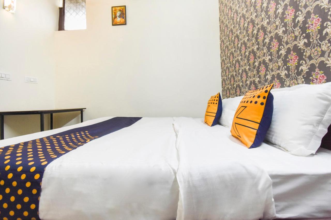SPOT ON 70295 Sky Inn Jalandhar Bagian luar foto