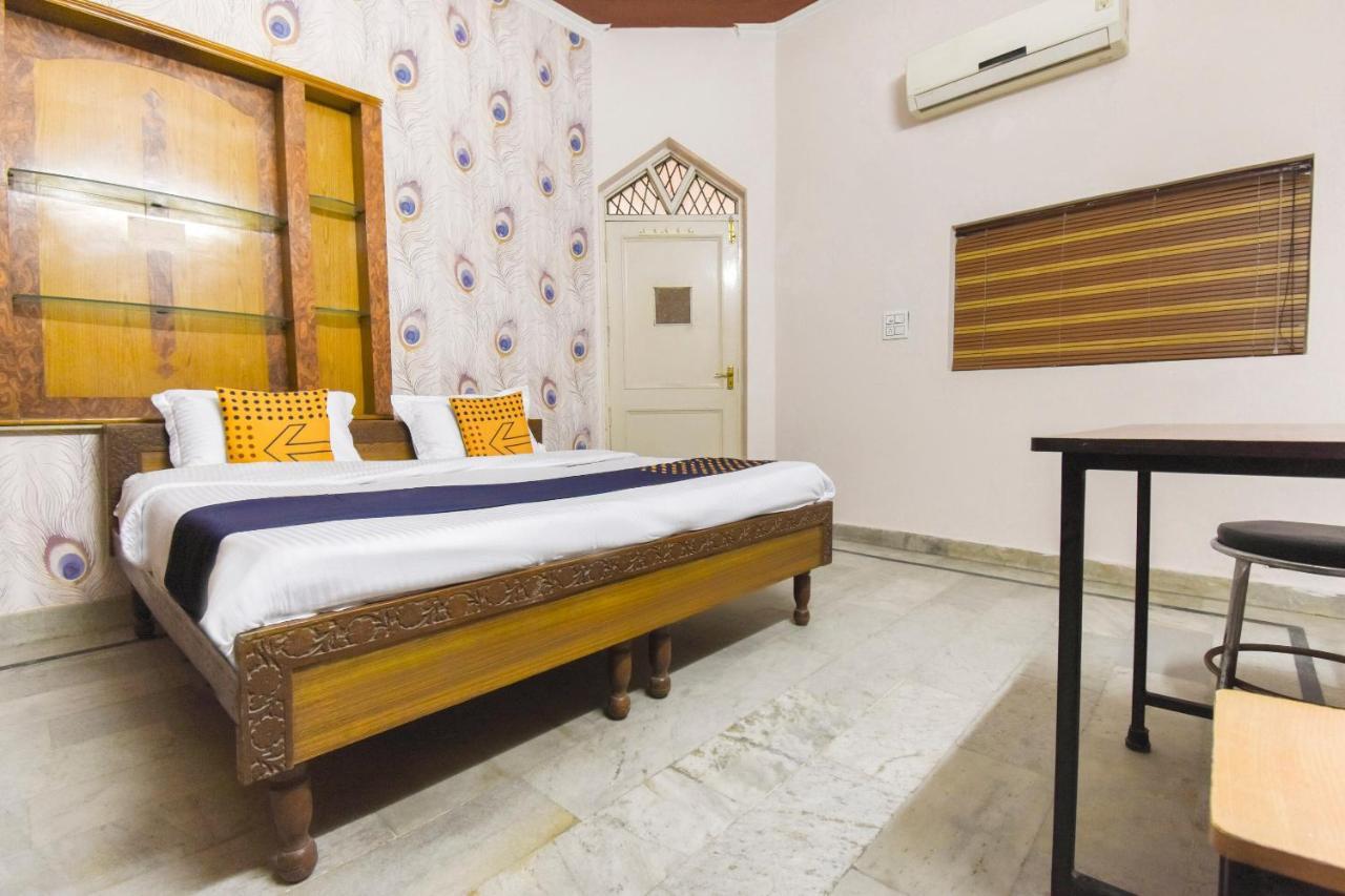 SPOT ON 70295 Sky Inn Jalandhar Bagian luar foto