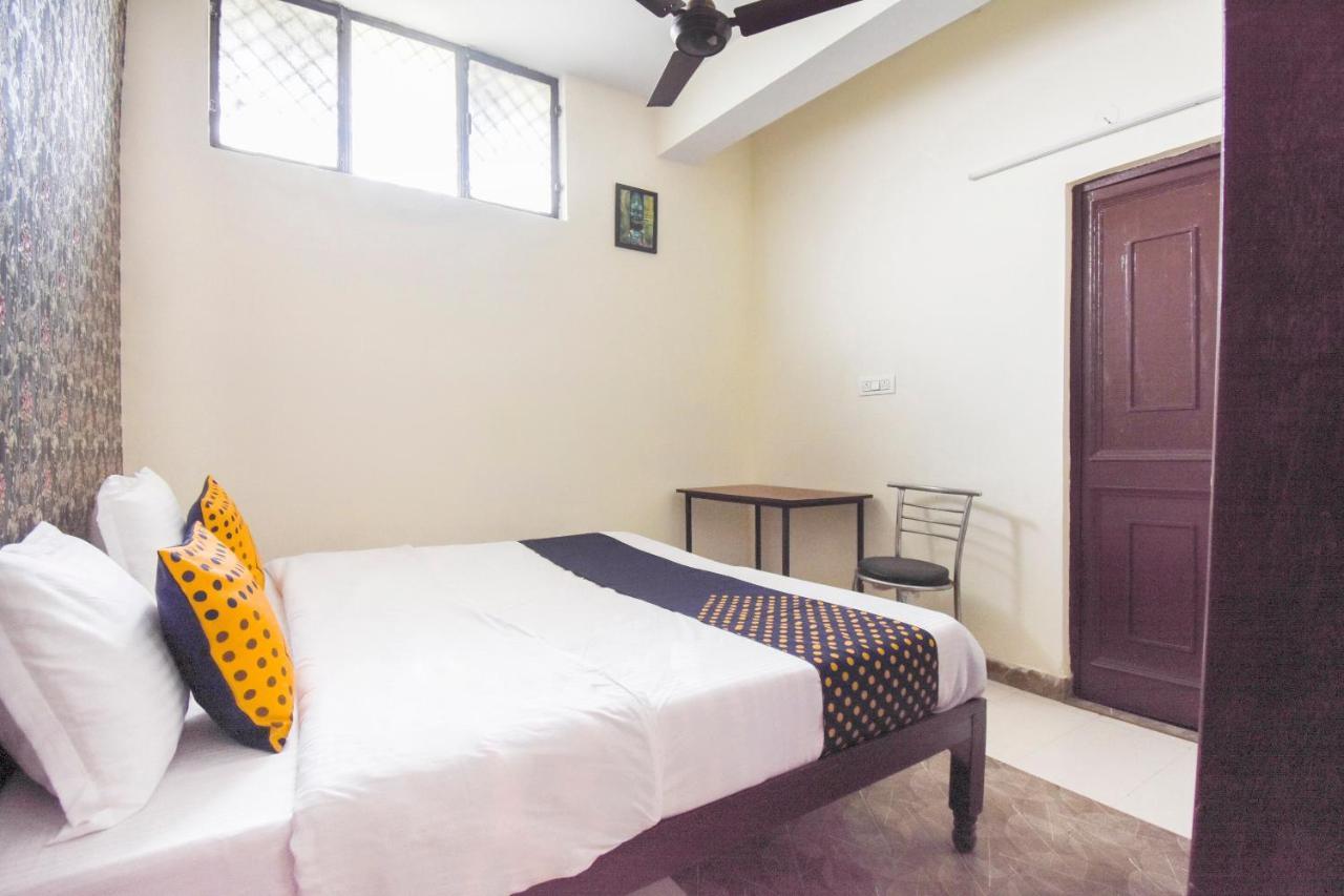 SPOT ON 70295 Sky Inn Jalandhar Bagian luar foto
